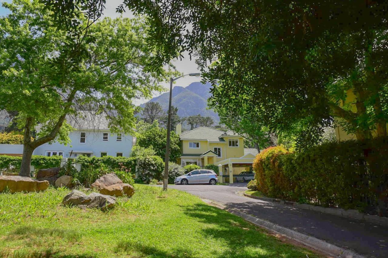On Pinewood Guest House Cape Town Dış mekan fotoğraf