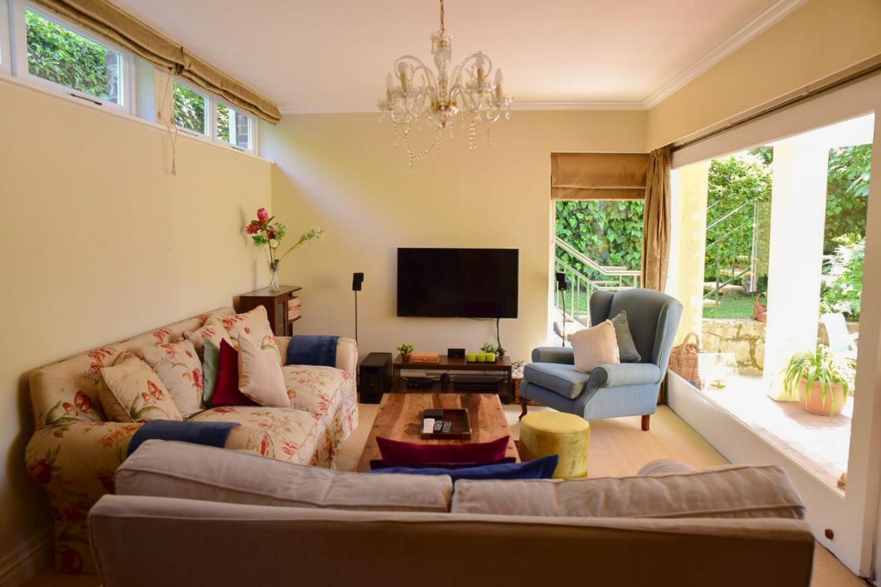 On Pinewood Guest House Cape Town Dış mekan fotoğraf