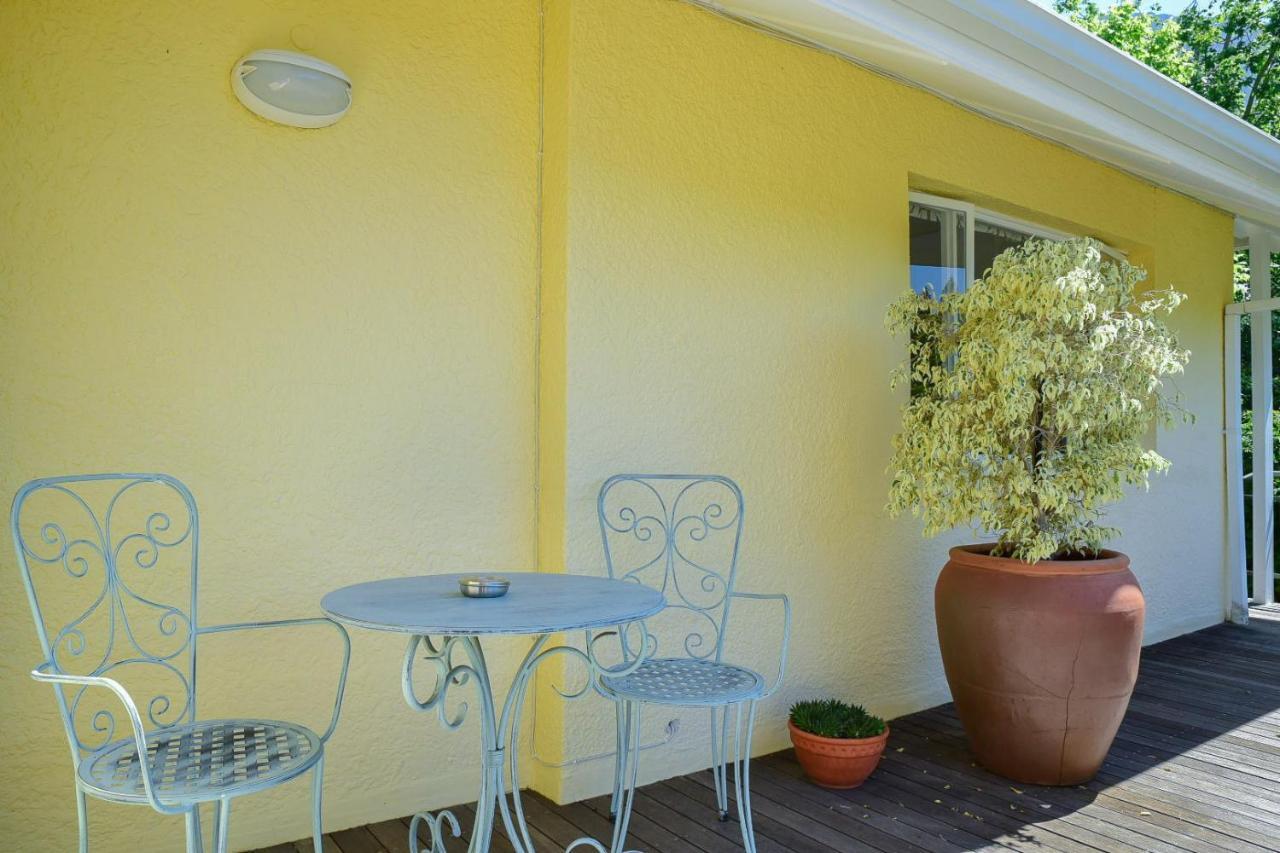 On Pinewood Guest House Cape Town Dış mekan fotoğraf