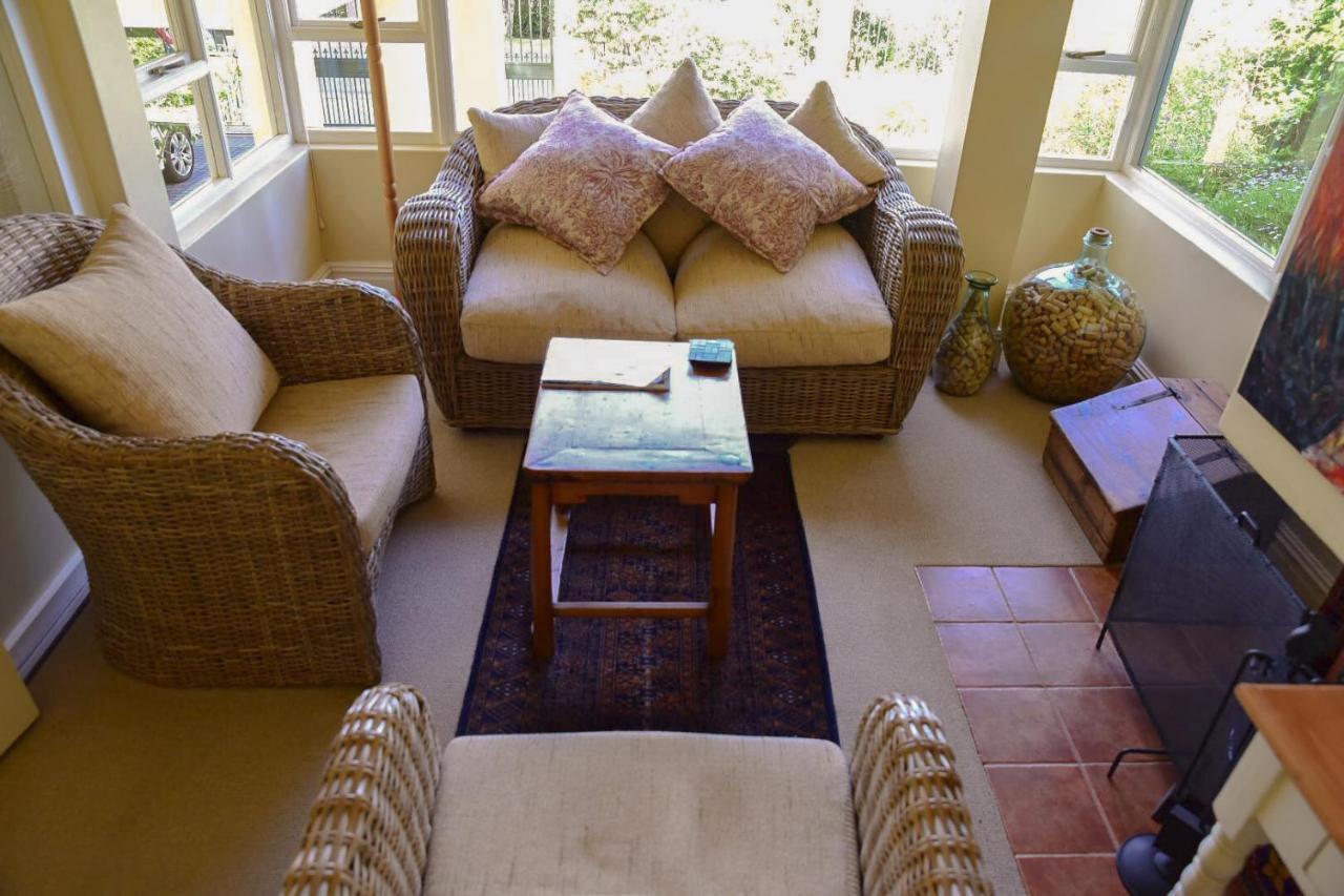 On Pinewood Guest House Cape Town Dış mekan fotoğraf