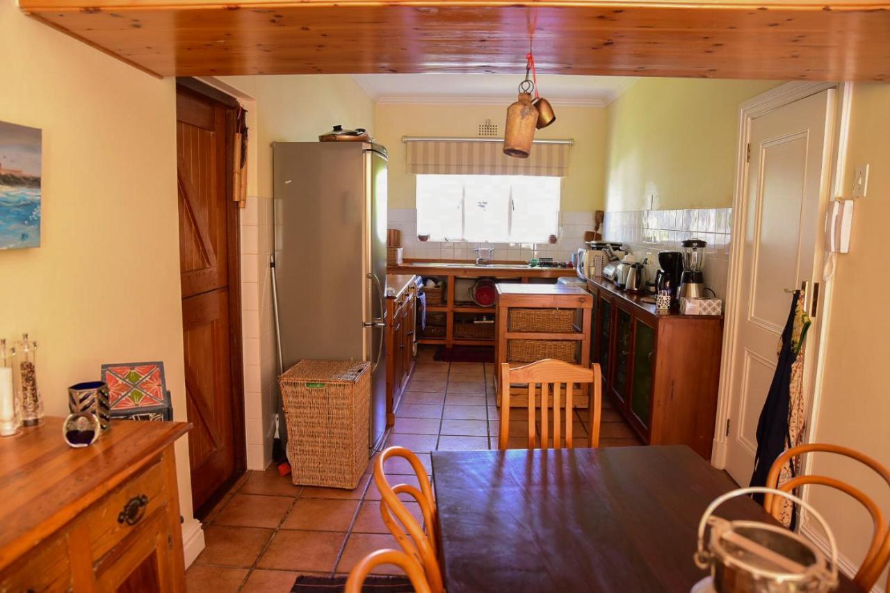 On Pinewood Guest House Cape Town Dış mekan fotoğraf